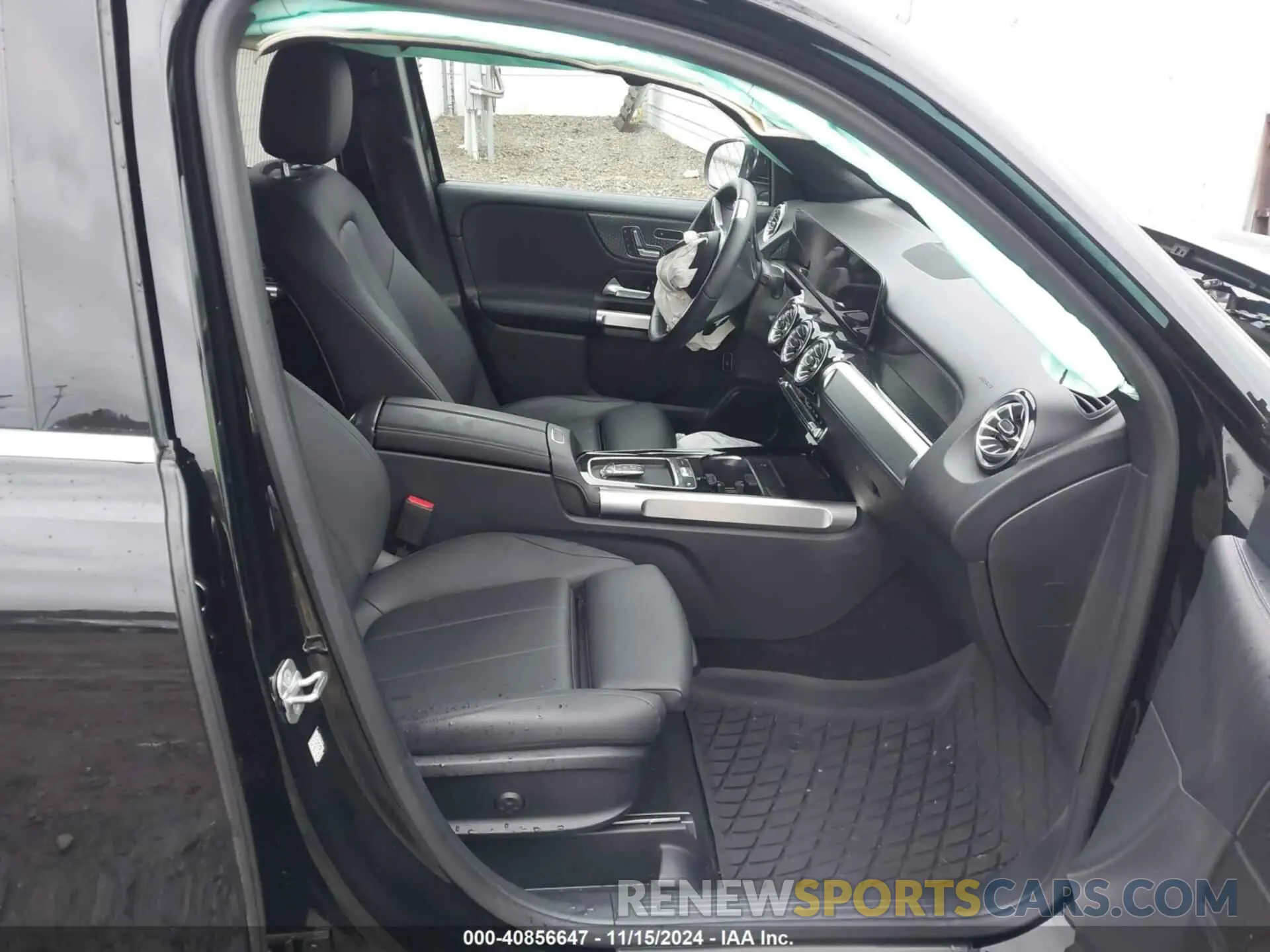 5 fotografías del automóvil dañado W1N4M4HBXRW358079 MERCEDES-BENZ GLB 250 2024