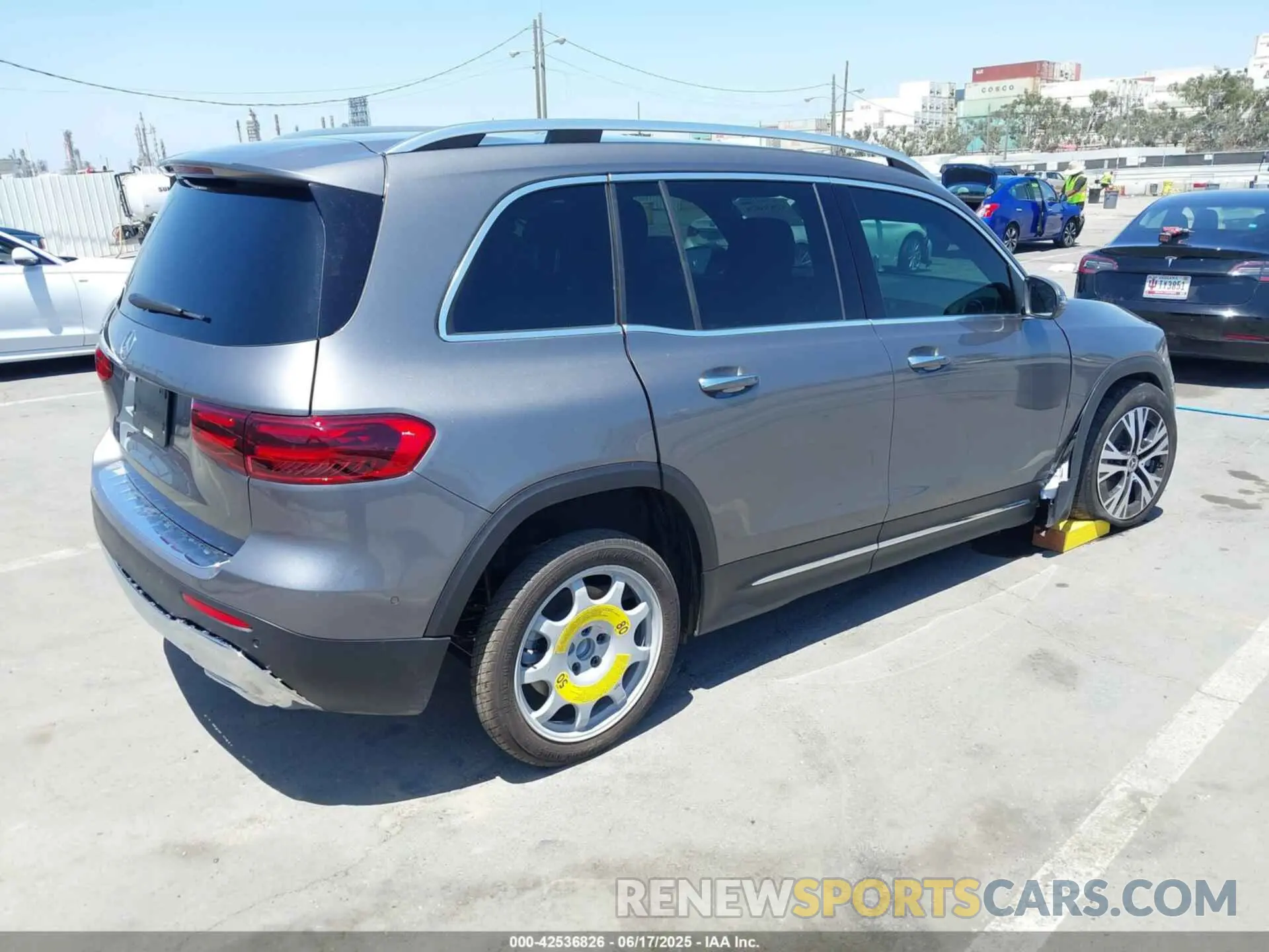 4 fotografías del automóvil dañado W1N4M4GB1SW416037 MERCEDES-BENZ GLB 250 2025