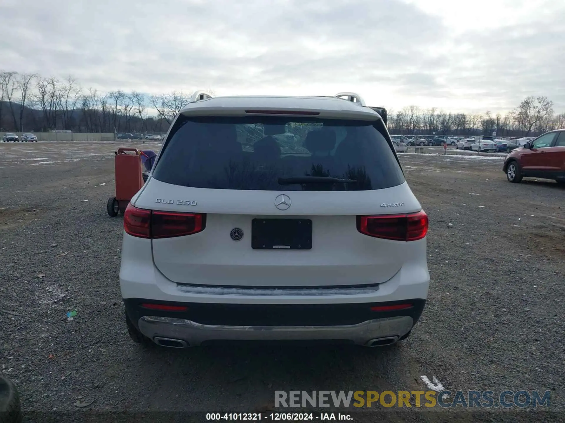 17 fotografías del automóvil dañado W1N4M4HB5SW386216 MERCEDES-BENZ GLB 250 2025