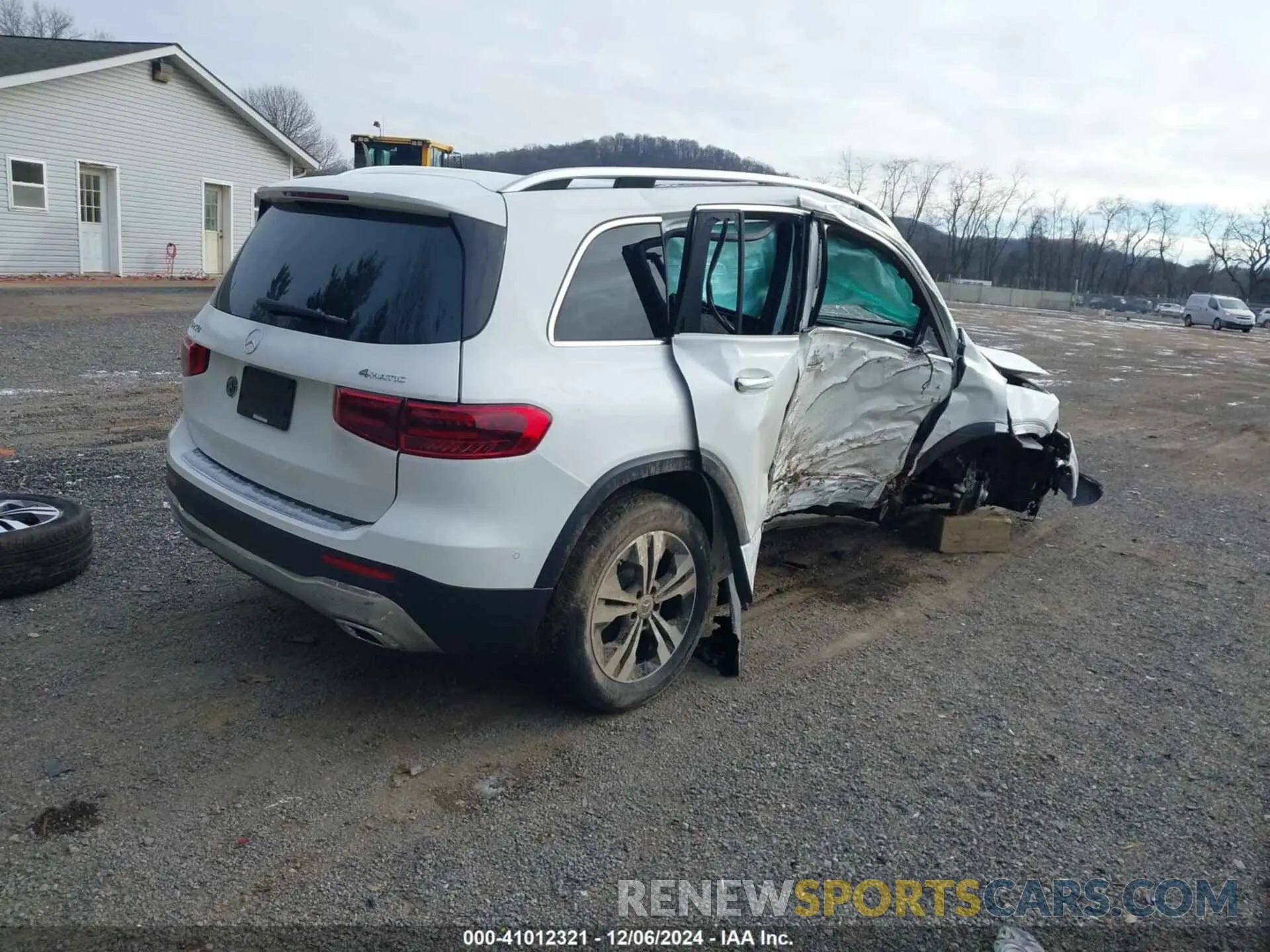 4 fotografías del automóvil dañado W1N4M4HB5SW386216 MERCEDES-BENZ GLB 250 2025