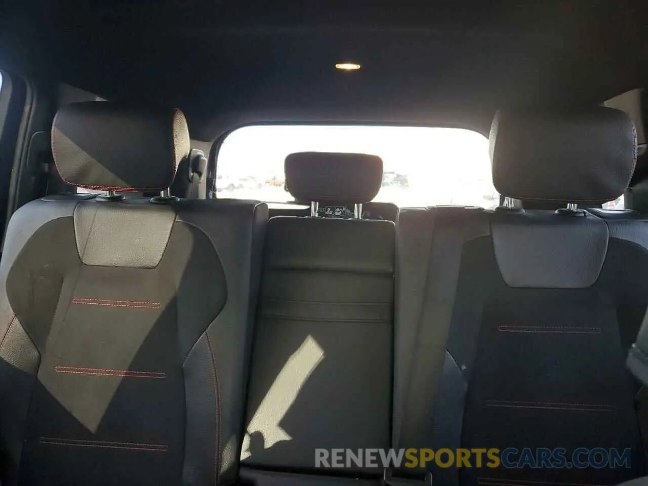 10 fotografías del automóvil dañado W1N4M4GB3LW053774 MERCEDES-BENZ GLB-CLASS 2020