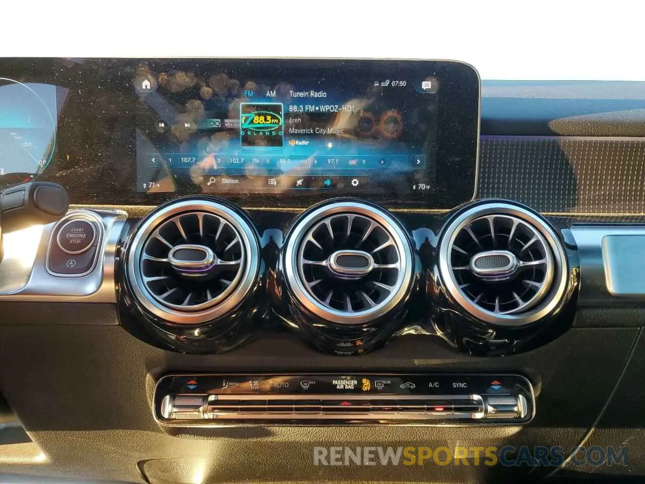 9 fotografías del automóvil dañado W1N4M4GB4LW021321 MERCEDES-BENZ GLB-CLASS 2020