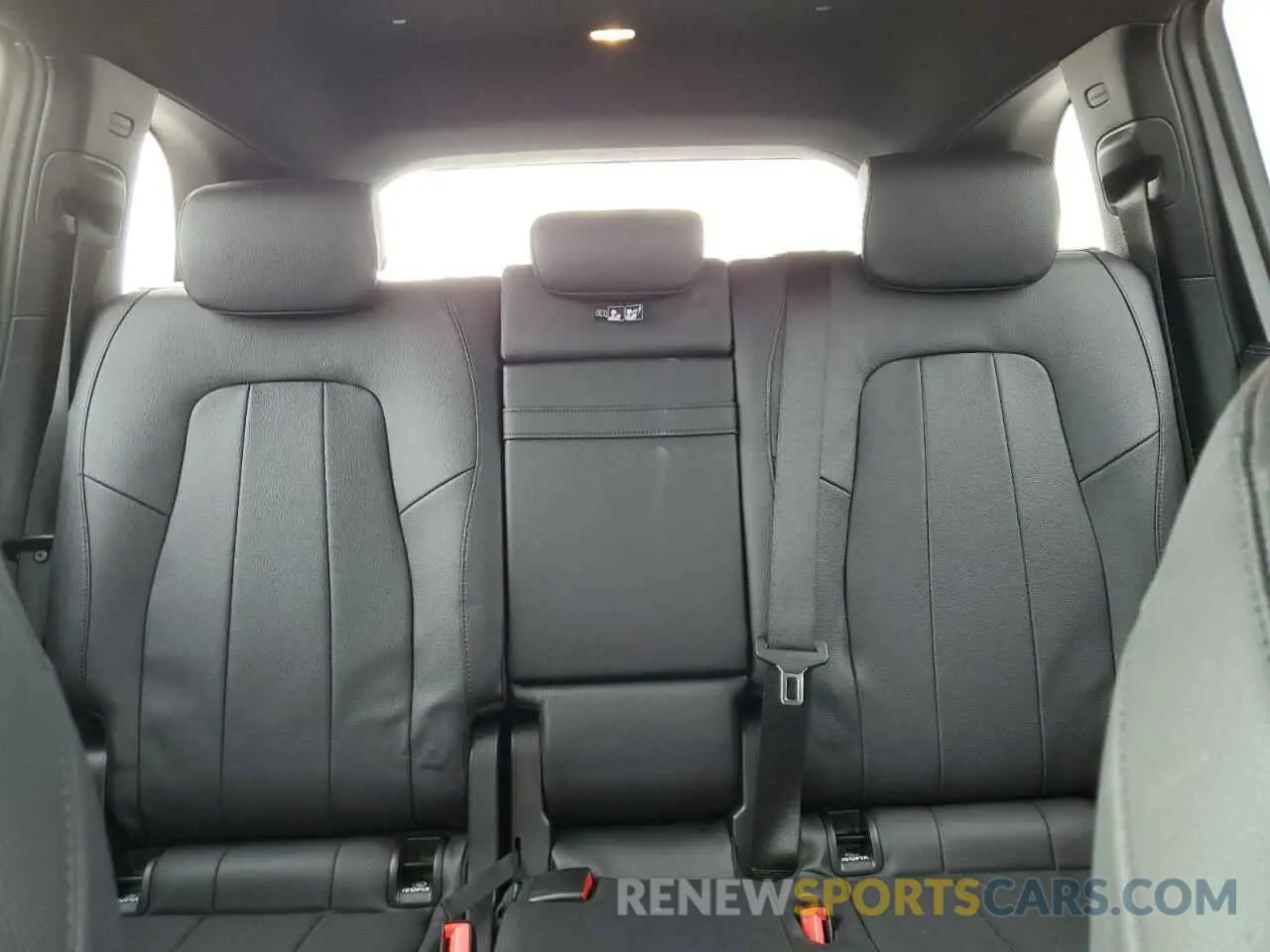 10 fotografías del automóvil dañado W1N4M4GB5LW057986 MERCEDES-BENZ GLB-CLASS 2020