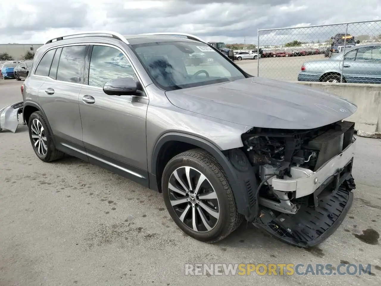 4 fotografías del automóvil dañado W1N4M4GB5LW057986 MERCEDES-BENZ GLB-CLASS 2020