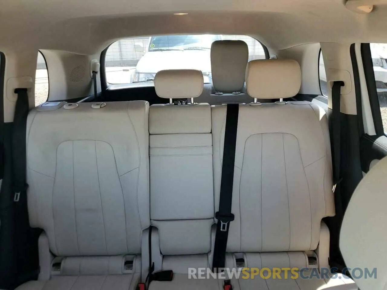 10 fotografías del automóvil dañado W1N4M4GB6LW023300 MERCEDES-BENZ GLB-CLASS 2020