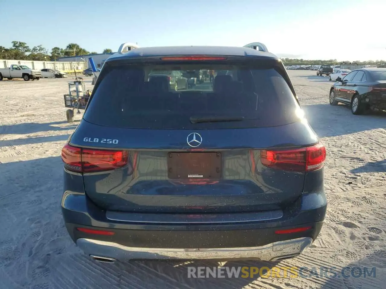 6 fotografías del automóvil dañado W1N4M4GB7LW051381 MERCEDES-BENZ GLB-CLASS 2020