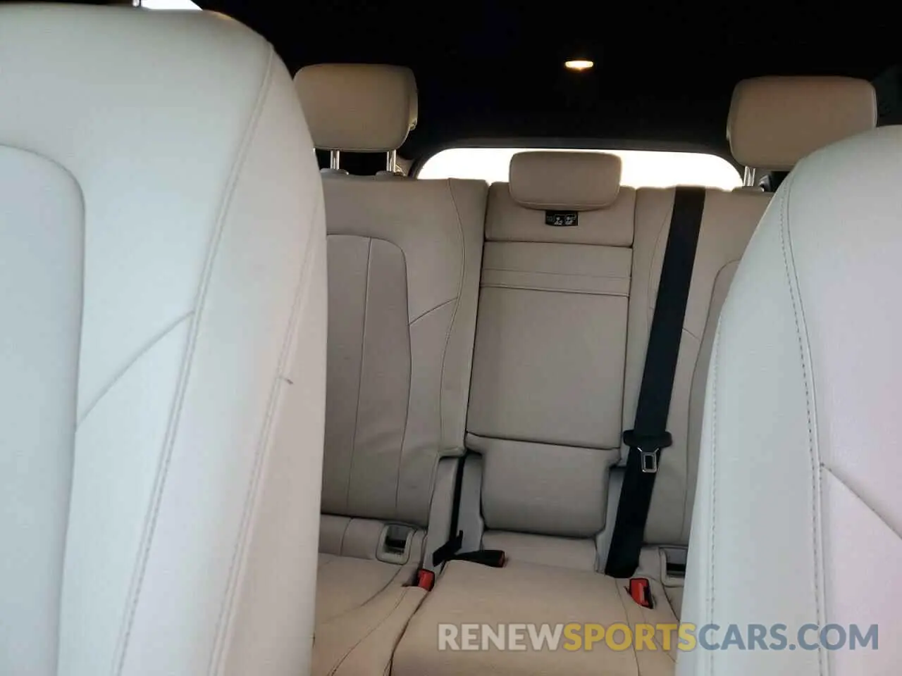 10 fotografías del automóvil dañado W1N4M4HB2LW028492 MERCEDES-BENZ GLB-CLASS 2020
