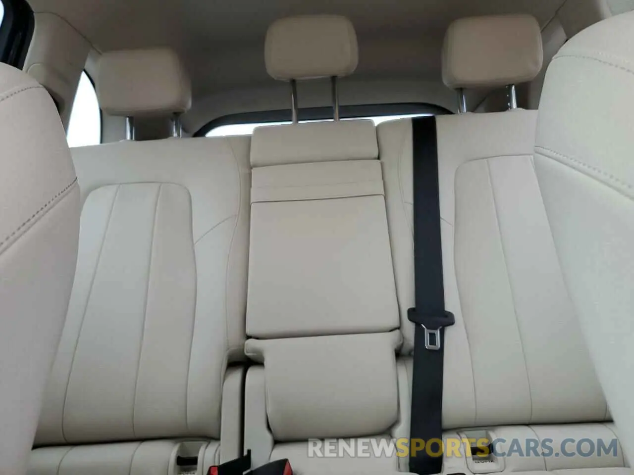 10 fotografías del automóvil dañado WDC4M4GB2LW004261 MERCEDES-BENZ GLB-CLASS 2020