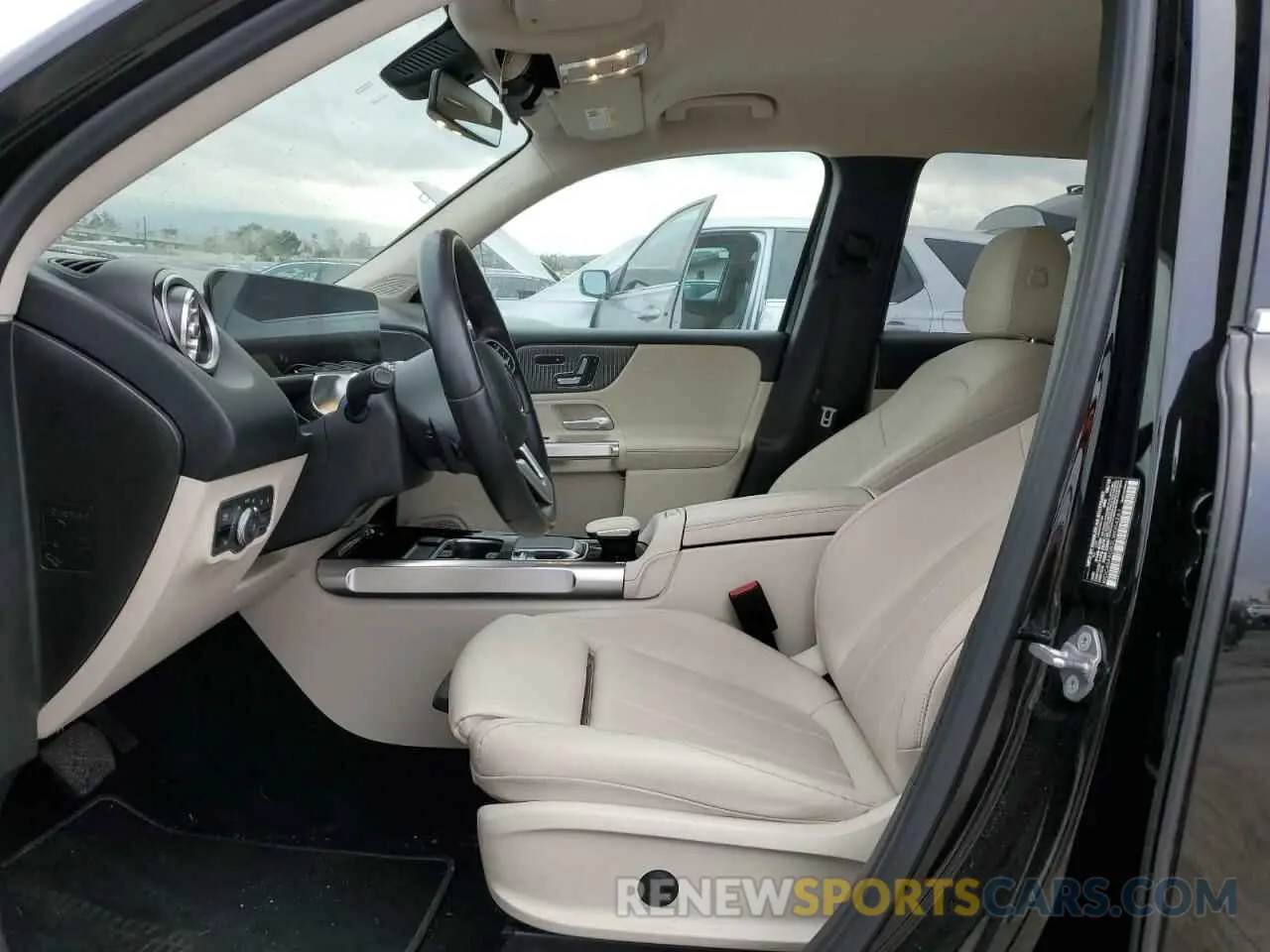 7 fotografías del automóvil dañado WDC4M4GB2LW004261 MERCEDES-BENZ GLB-CLASS 2020
