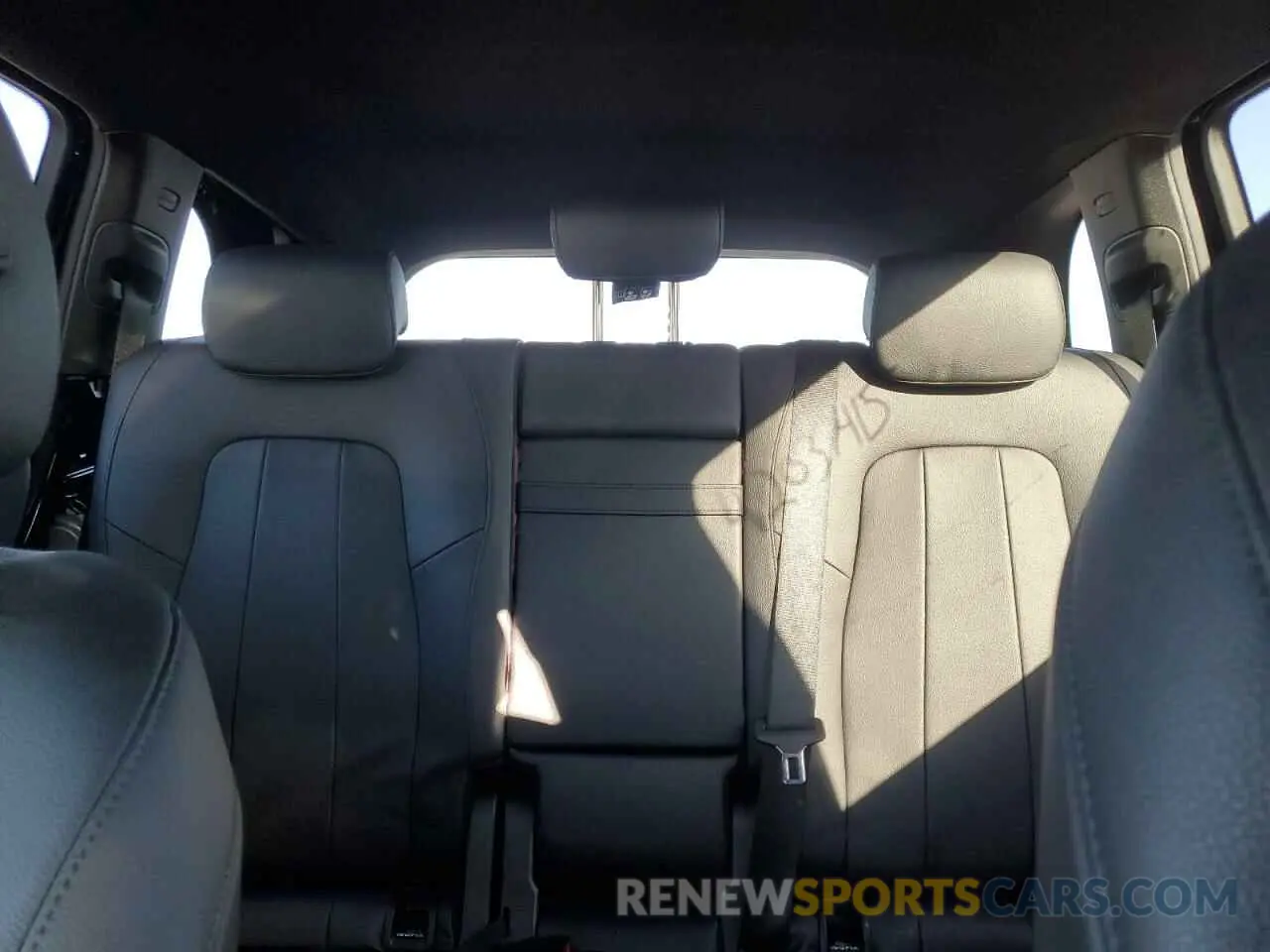 10 fotografías del automóvil dañado WDC4M4HB4LW009024 MERCEDES-BENZ GLB-CLASS 2020