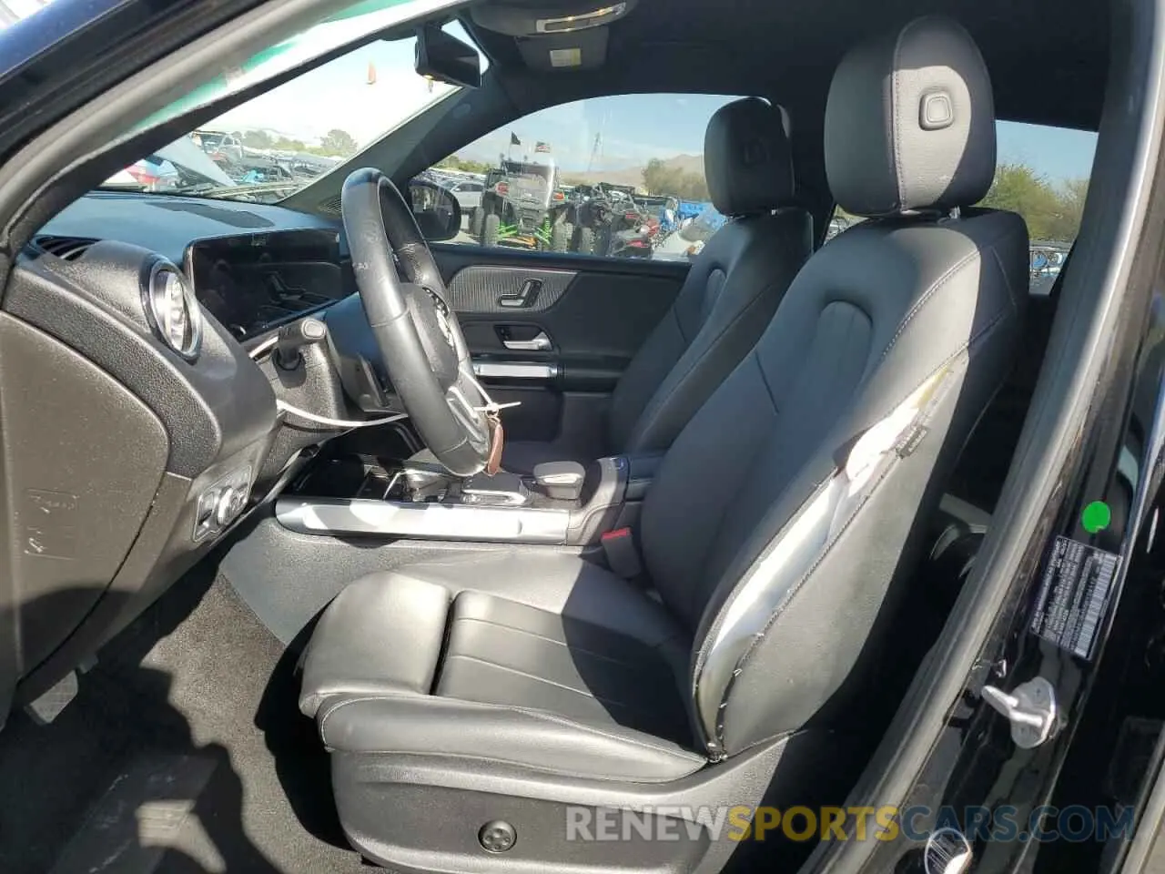 7 fotografías del automóvil dañado W1N4M4GB4MW124112 MERCEDES-BENZ GLB-CLASS 2021