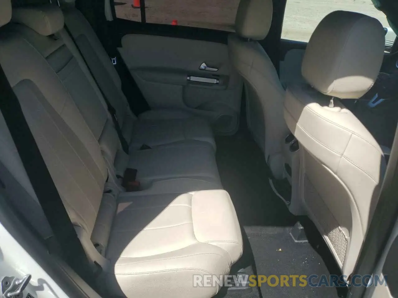 11 fotografías del automóvil dañado W1N4M4GB8MW111704 MERCEDES-BENZ GLB-CLASS 2021