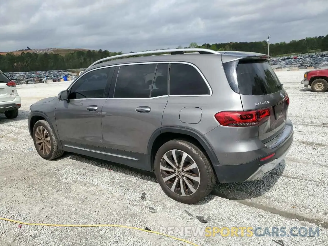 2 fotografías del automóvil dañado W1N4M4GBXMW118072 MERCEDES-BENZ GLB-CLASS 2021