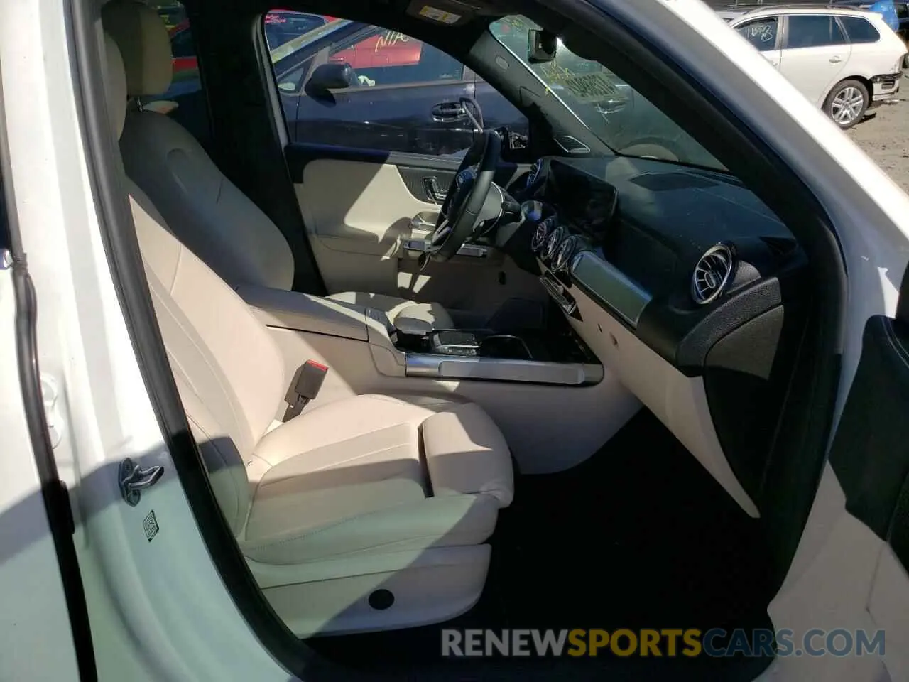 5 fotografías del automóvil dañado W1N4M4HB4MW142897 MERCEDES-BENZ GLB-CLASS 2021