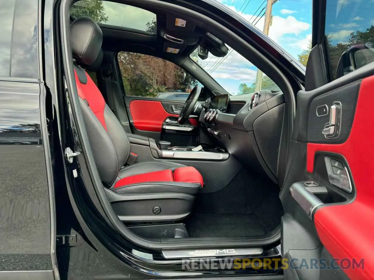 5 fotografías del automóvil dañado W1N4M5BBXMW137055 MERCEDES-BENZ GLB-CLASS 2021