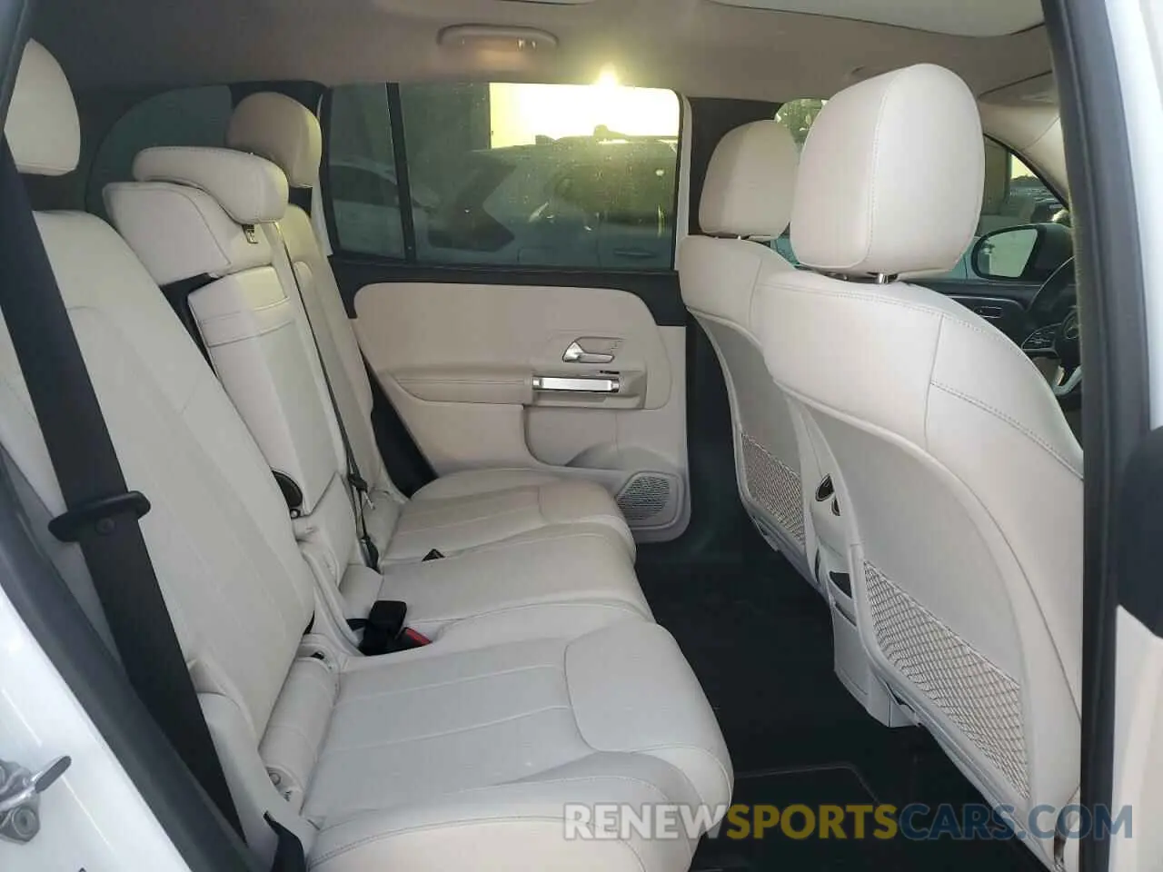11 fotografías del automóvil dañado W1N4M4GB4NW190581 MERCEDES-BENZ GLB-CLASS 2022