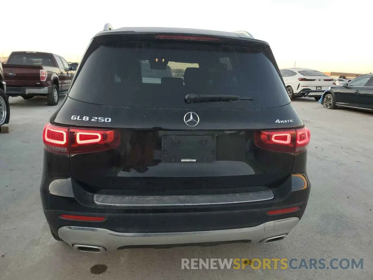 6 fotografías del automóvil dañado W1N4M4HB3NW249201 MERCEDES-BENZ GLB-CLASS 2022