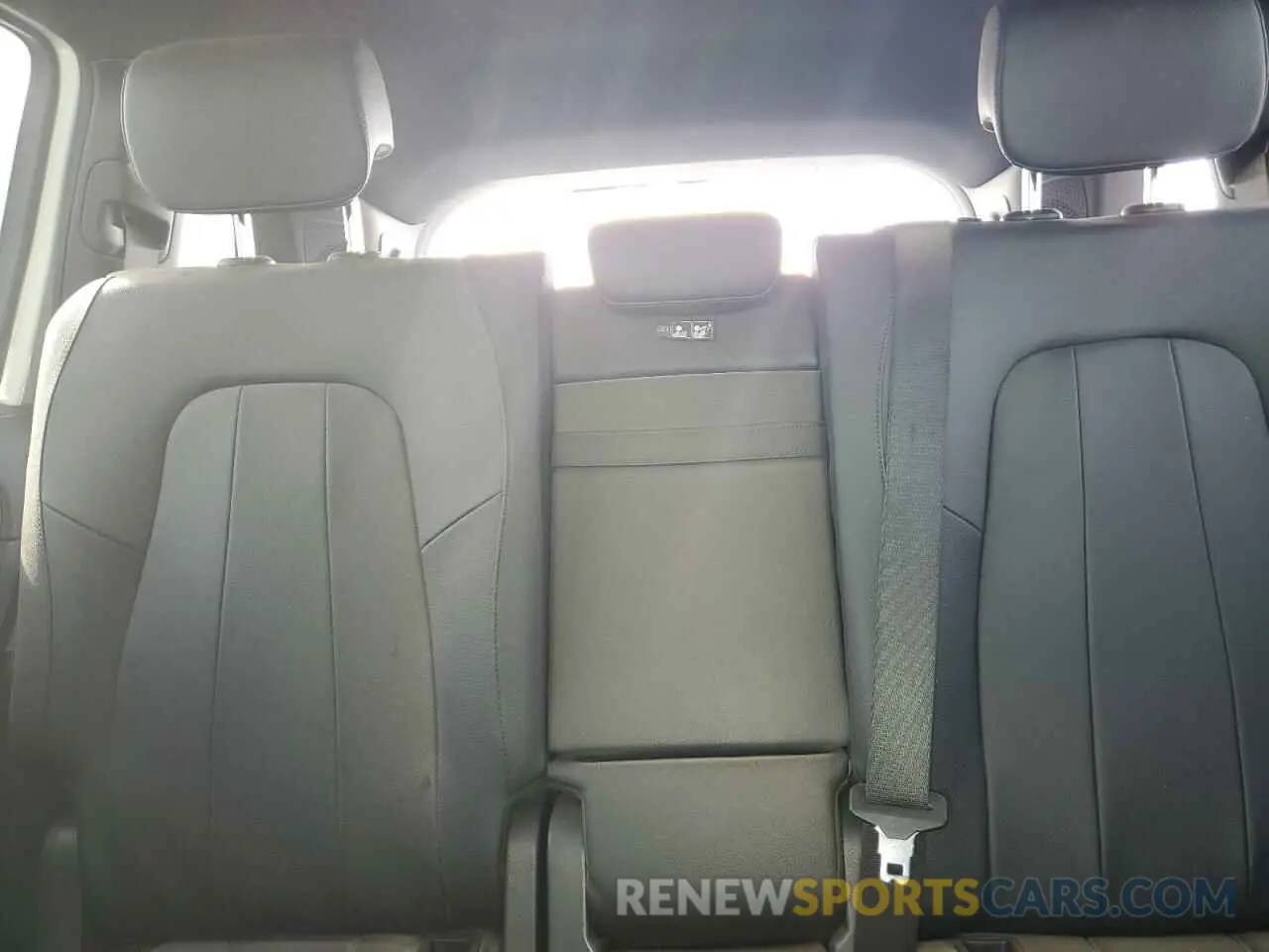 10 fotografías del automóvil dañado W1N4M4HB4NW246193 MERCEDES-BENZ GLB-CLASS 2022