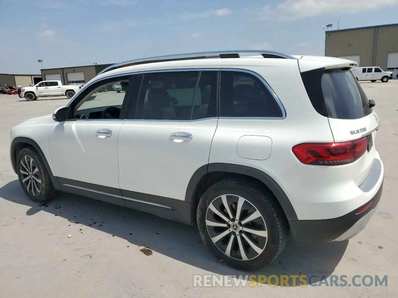 2 fotografías del automóvil dañado W1N4M4HBXNW245663 MERCEDES-BENZ GLB-CLASS 2022
