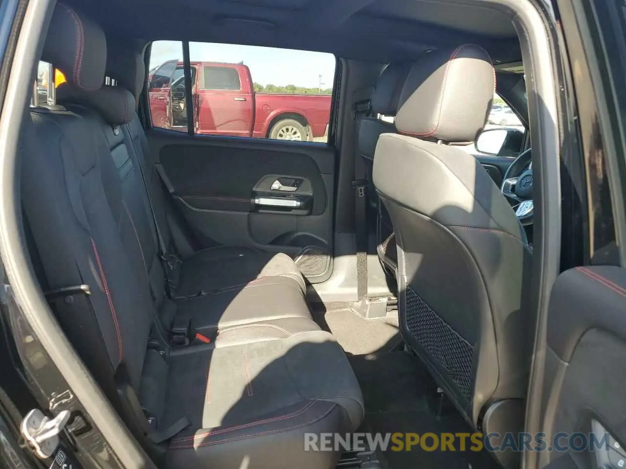 11 fotografías del automóvil dañado W1N4M4GB7PW327239 MERCEDES-BENZ GLB-CLASS 2023