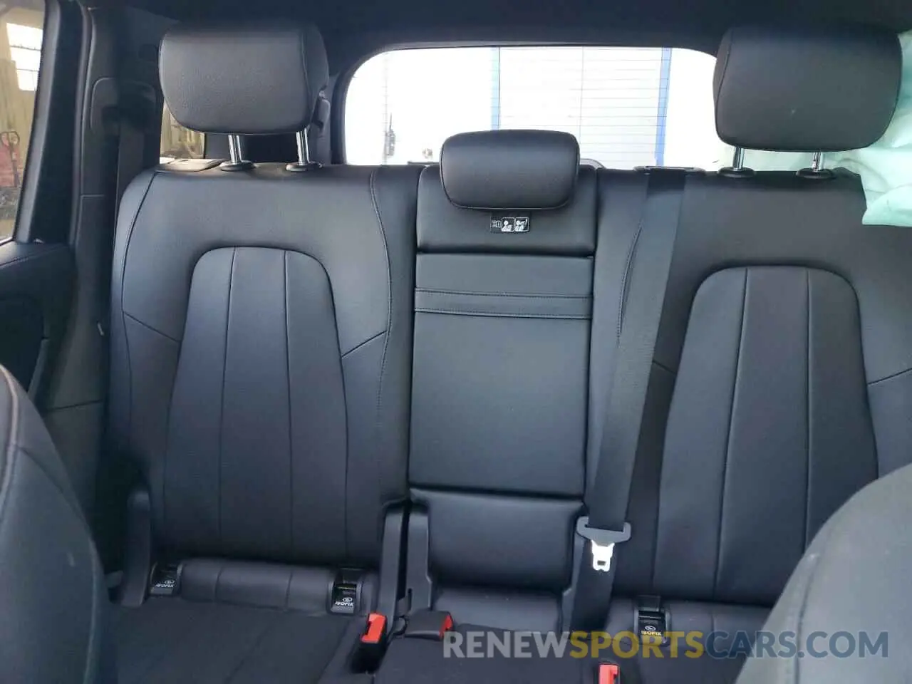 10 fotografías del automóvil dañado W1N4M4HB8PW326437 MERCEDES-BENZ GLB-CLASS 2023