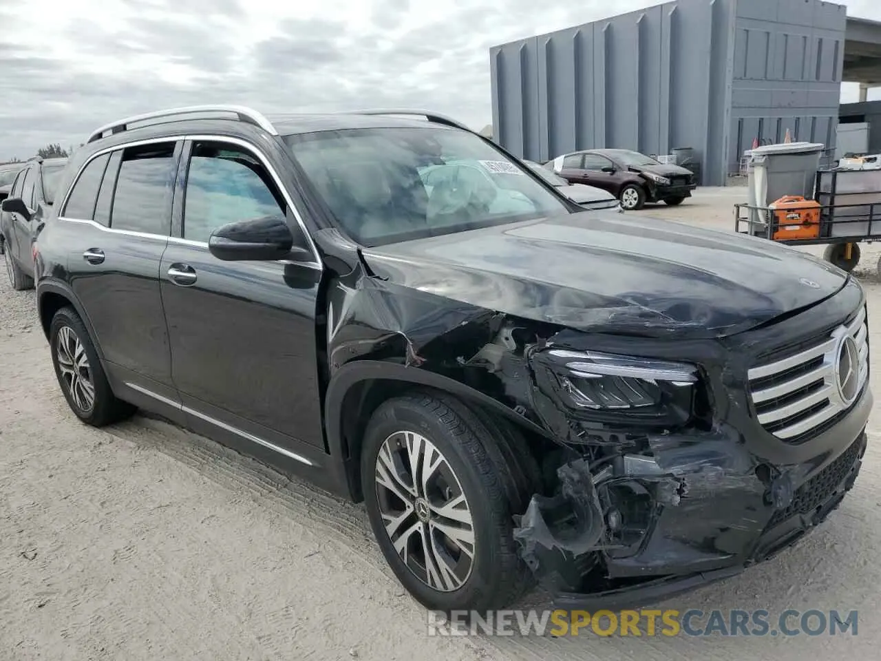 4 fotografías del automóvil dañado W1N4M4GB4RW349704 MERCEDES-BENZ GLB-CLASS 2024