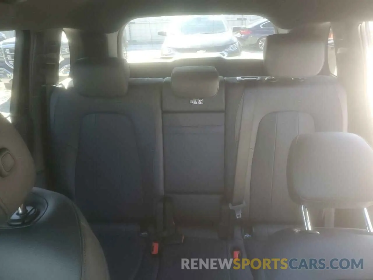 10 fotografías del automóvil dañado W1N4M4HB1RW351134 MERCEDES-BENZ GLB-CLASS 2024