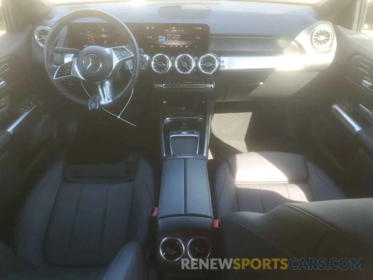 8 fotografías del automóvil dañado W1N4M4HB1RW351134 MERCEDES-BENZ GLB-CLASS 2024