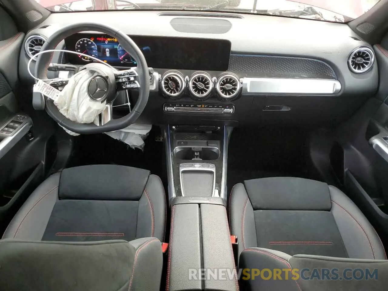 8 fotografías del automóvil dañado W1N4M4HB4RW350656 MERCEDES-BENZ GLB-CLASS 2024