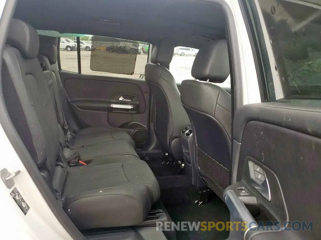 11 fotografías del automóvil dañado W1N4M4GB8SW383909 MERCEDES-BENZ GLB-CLASS 2025