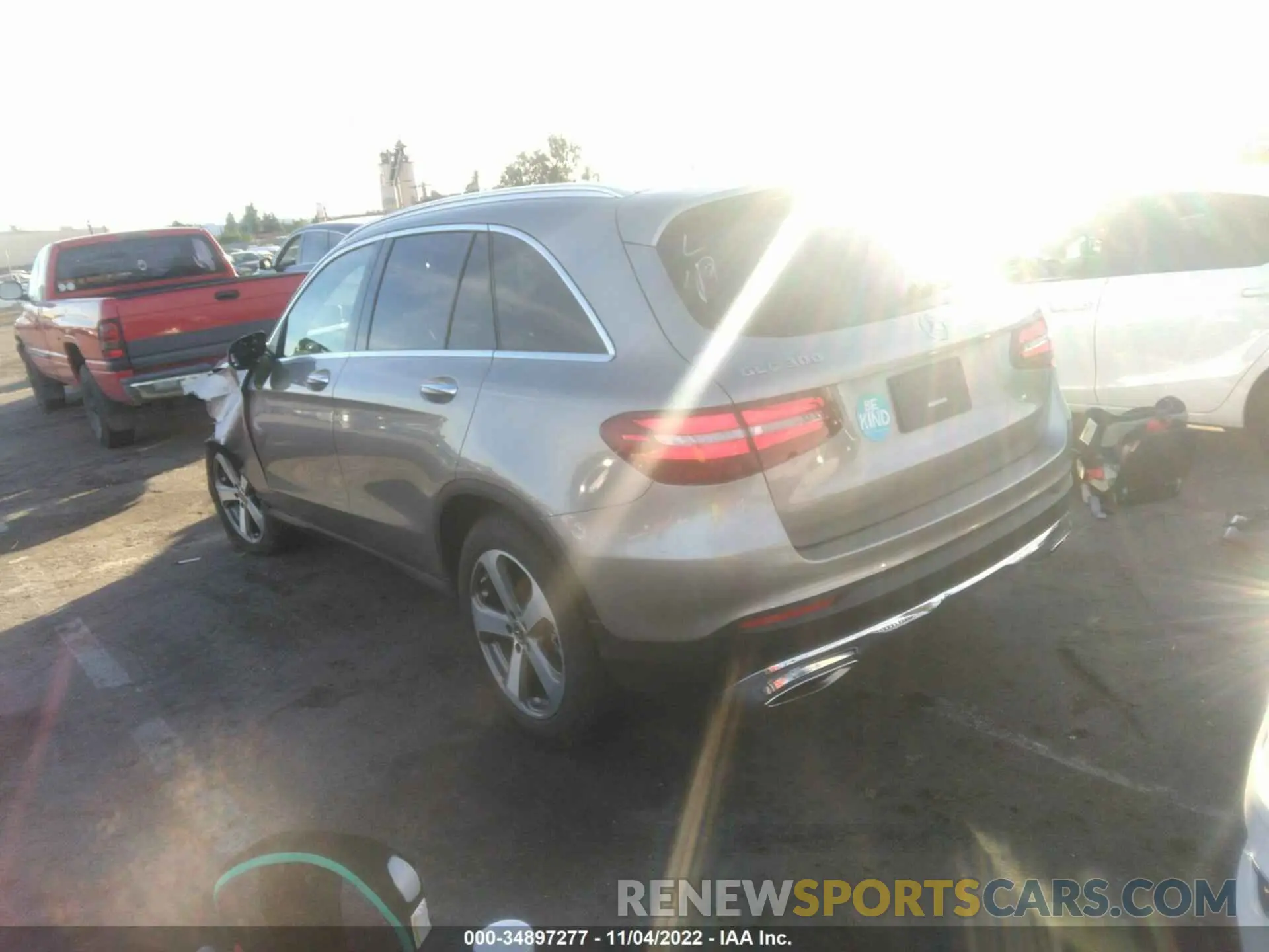 3 fotografías del automóvil dañado WDC0G4JB2KV140196 MERCEDES-BENZ GLC 2019