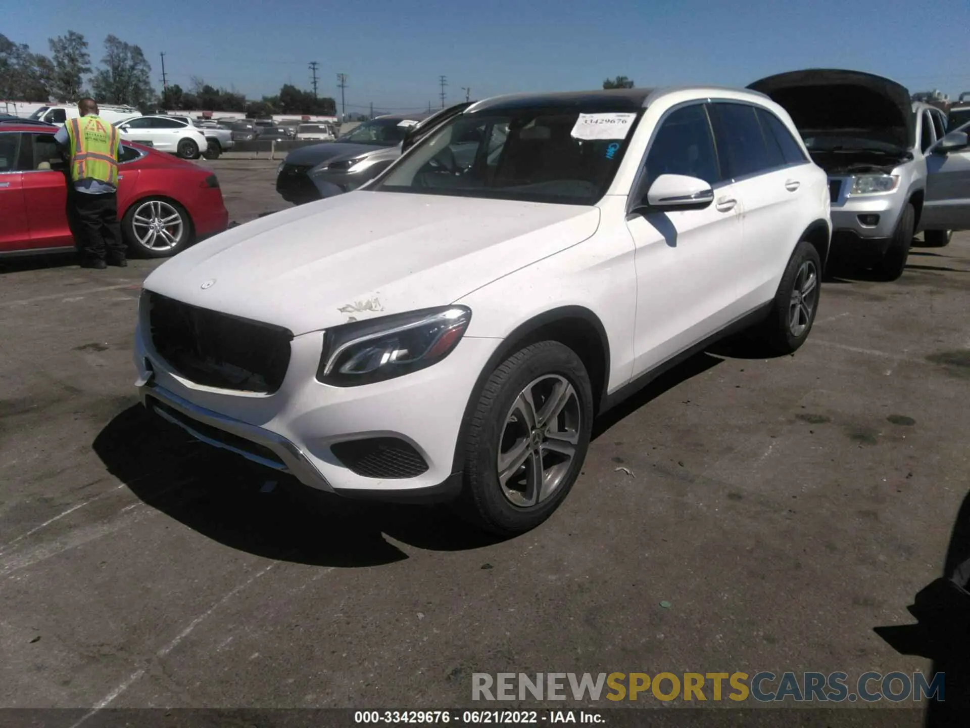 2 fotografías del automóvil dañado WDC0G4JB3K1000777 MERCEDES-BENZ GLC 2019