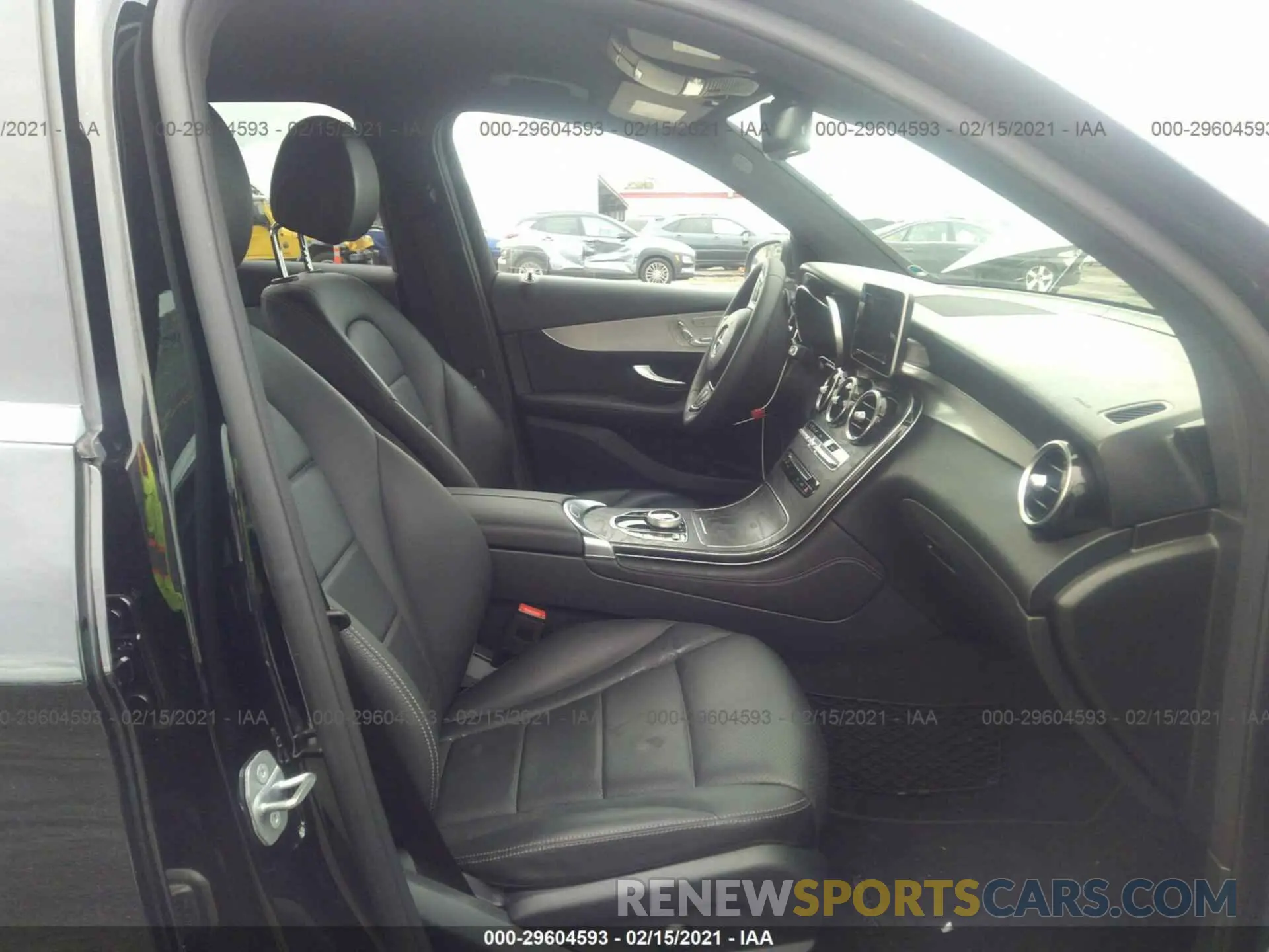 5 fotografías del automóvil dañado WDC0G4JB3KF612867 MERCEDES-BENZ GLC 2019