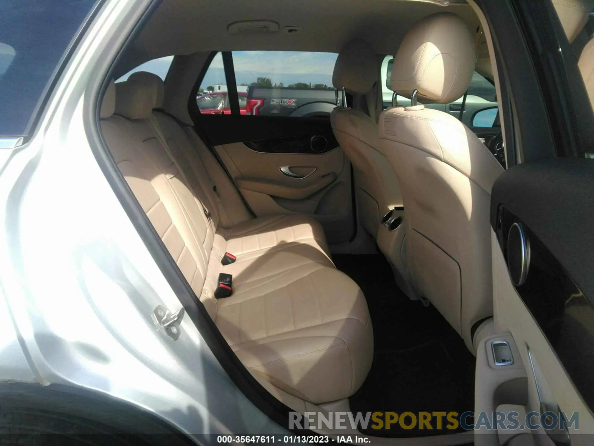 8 fotografías del automóvil dañado WDC0G4JBXKV150538 MERCEDES-BENZ GLC 2019