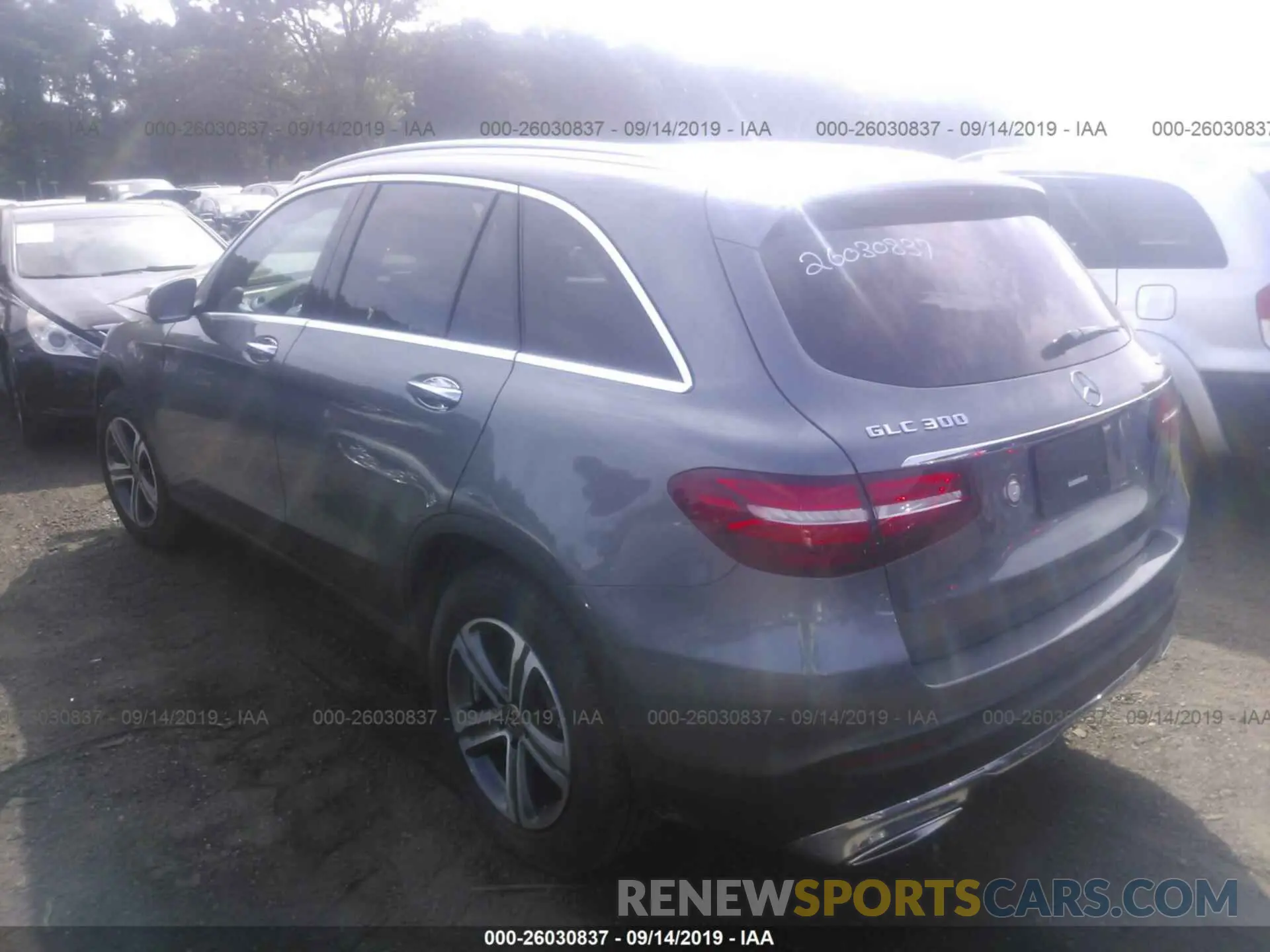 3 fotografías del automóvil dañado WDC0G4KB5KV134052 MERCEDES-BENZ GLC 2019