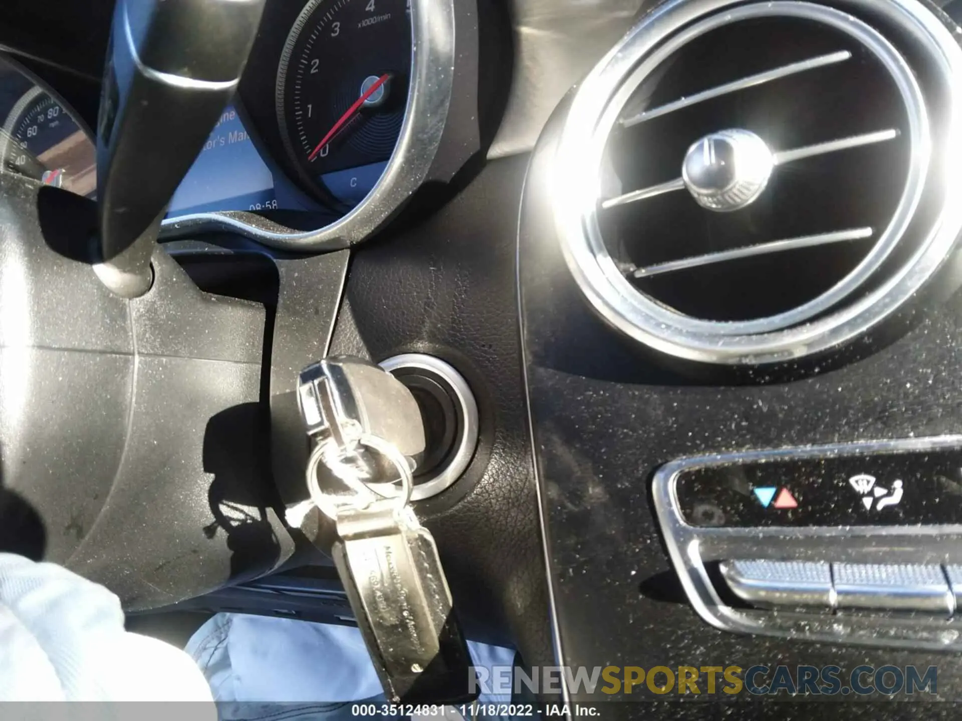 11 fotografías del automóvil dañado WDC0G4KB5KV190279 MERCEDES-BENZ GLC 2019