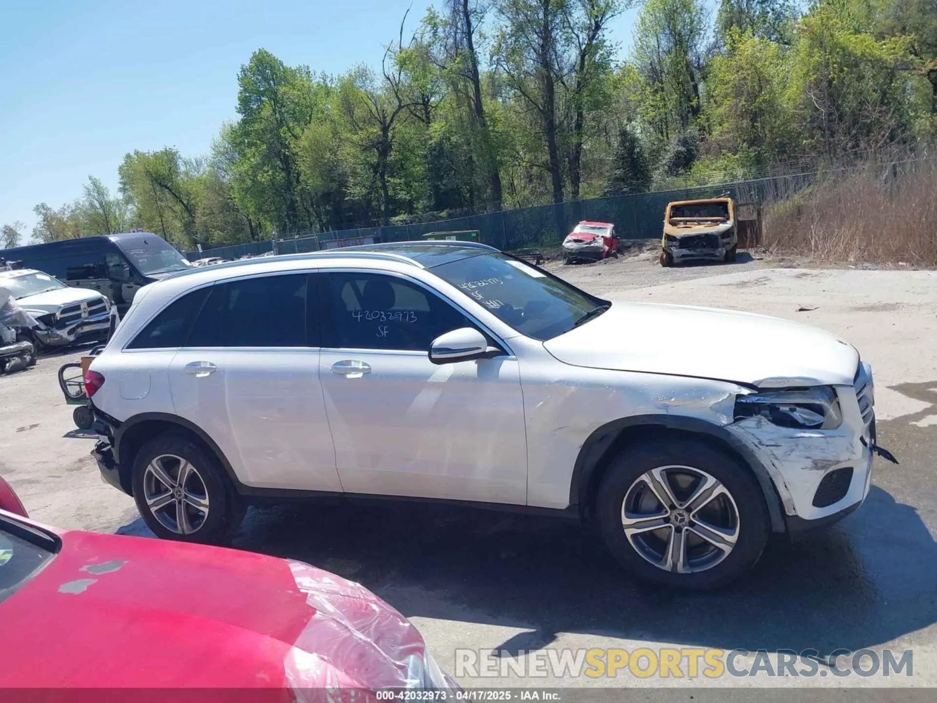 14 fotografías del automóvil dañado WDC0G4KB7KF642680 MERCEDES-BENZ GLC 2019