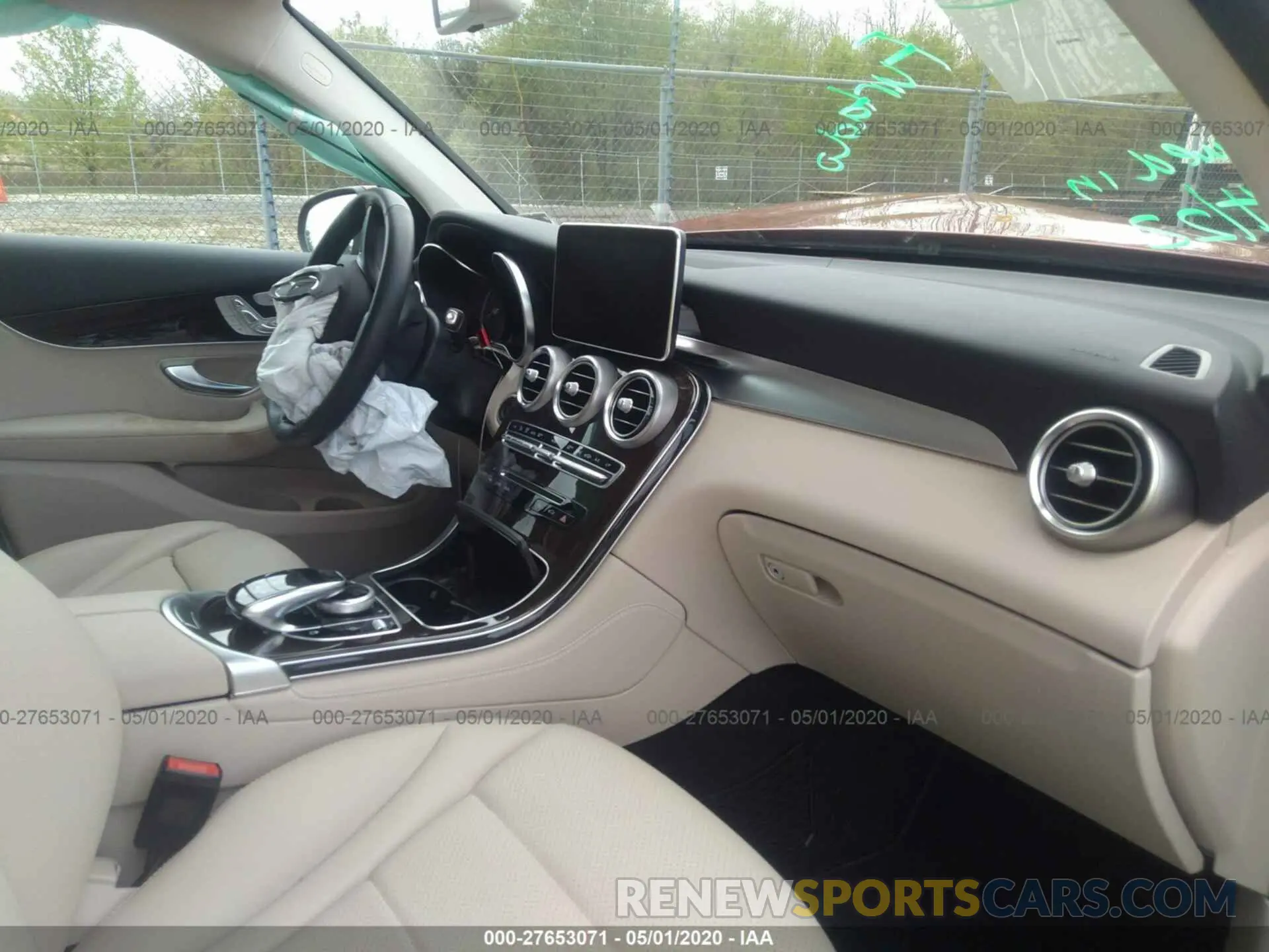 5 fotografías del automóvil dañado WDC0G4KB9KV178104 MERCEDES-BENZ GLC 2019