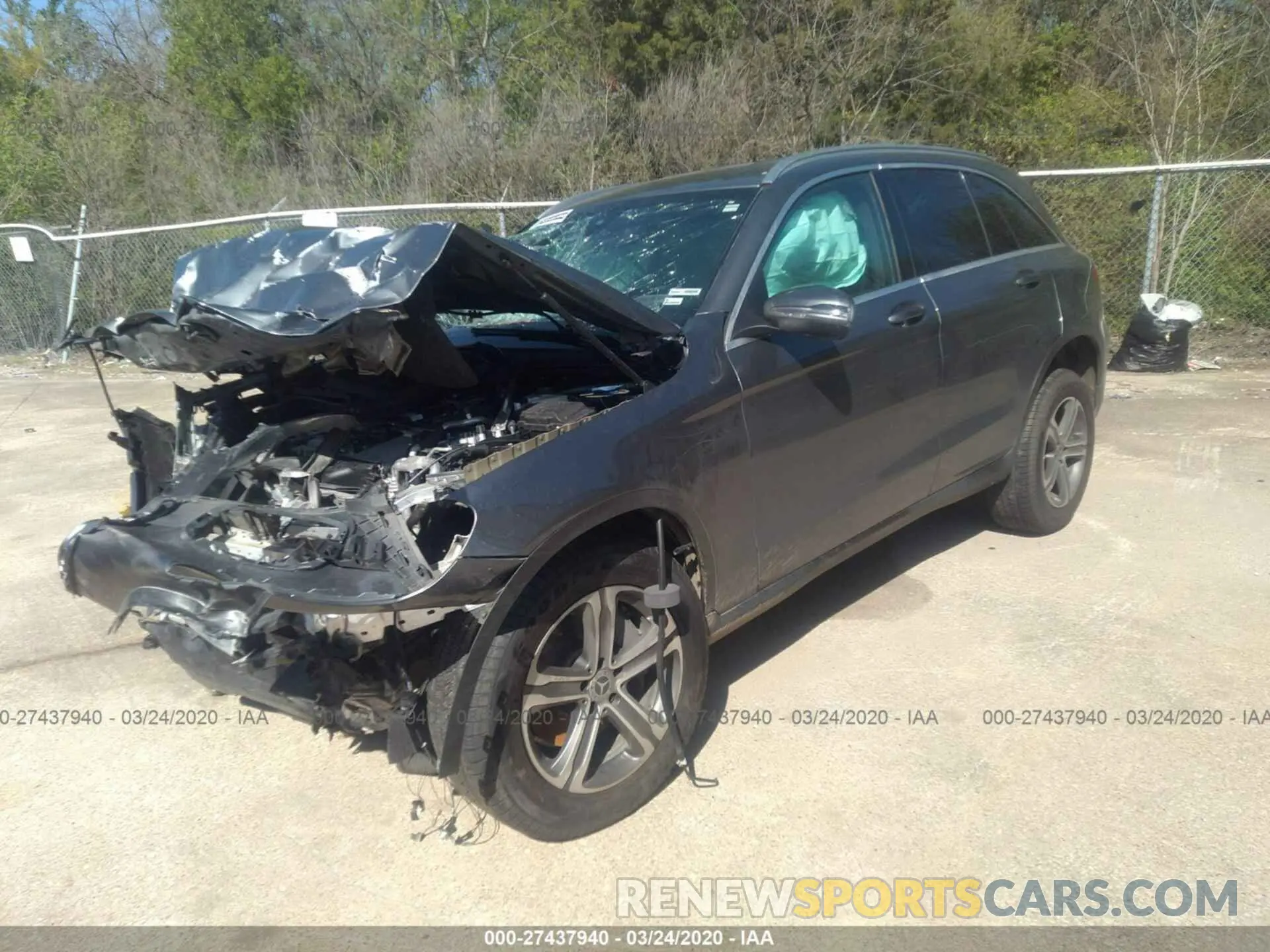 2 fotografías del automóvil dañado WDC0G4KBXKF604487 MERCEDES-BENZ GLC 2019
