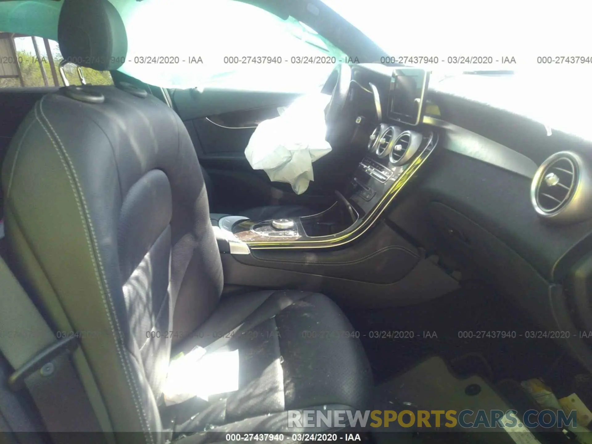5 fotografías del automóvil dañado WDC0G4KBXKF604487 MERCEDES-BENZ GLC 2019