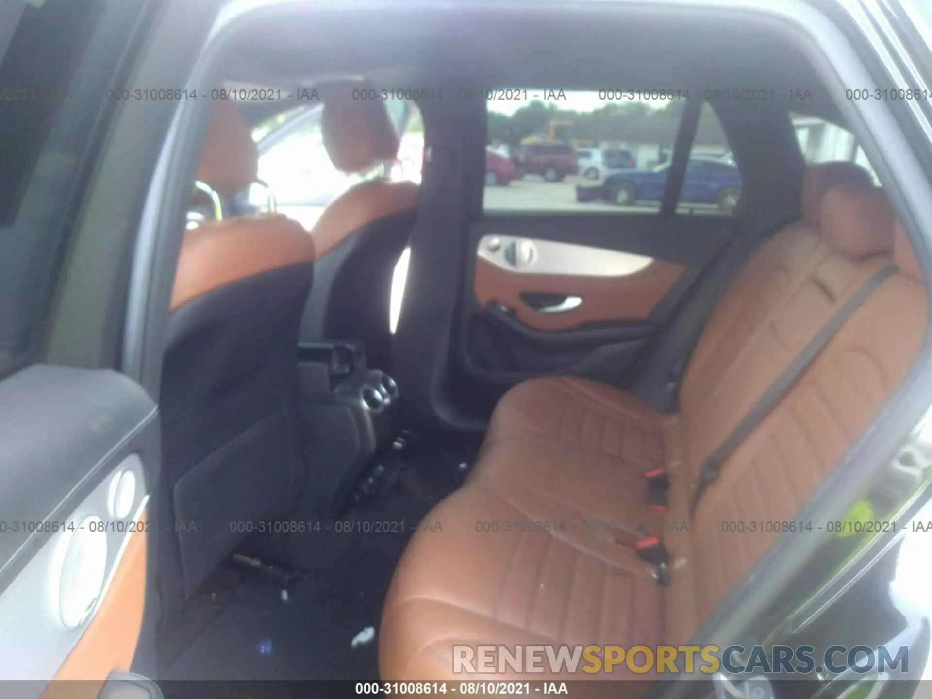 8 fotografías del automóvil dañado WDC0G6EBXKF559560 MERCEDES-BENZ GLC 2019