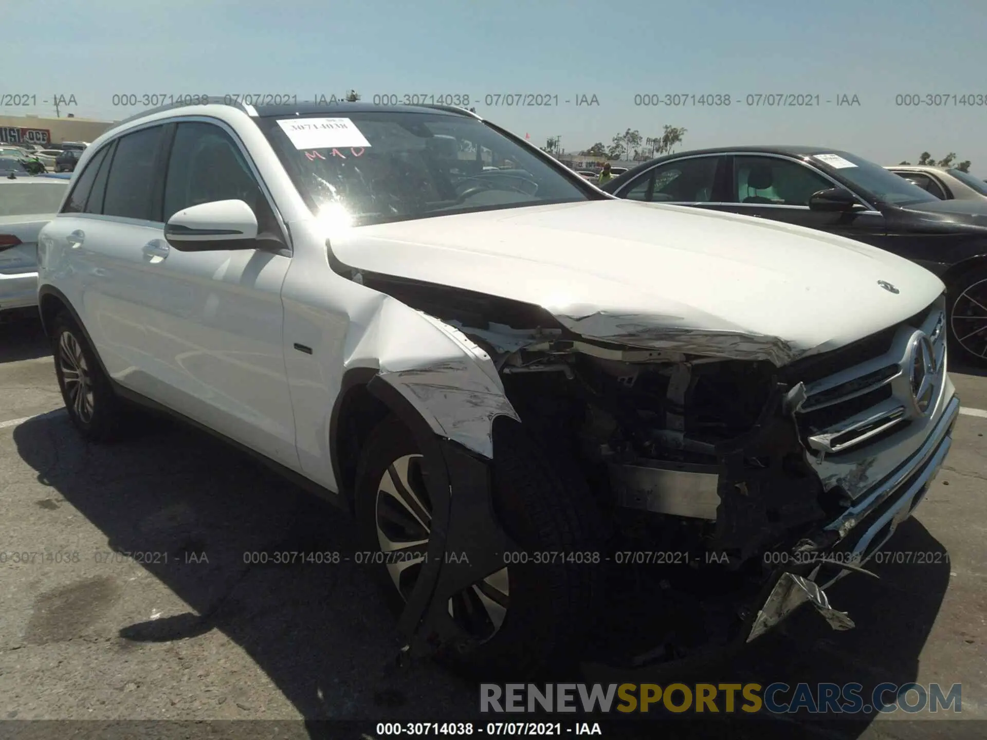 1 fotografías del automóvil dañado W1N0G5DB2LF799830 MERCEDES-BENZ GLC 2020