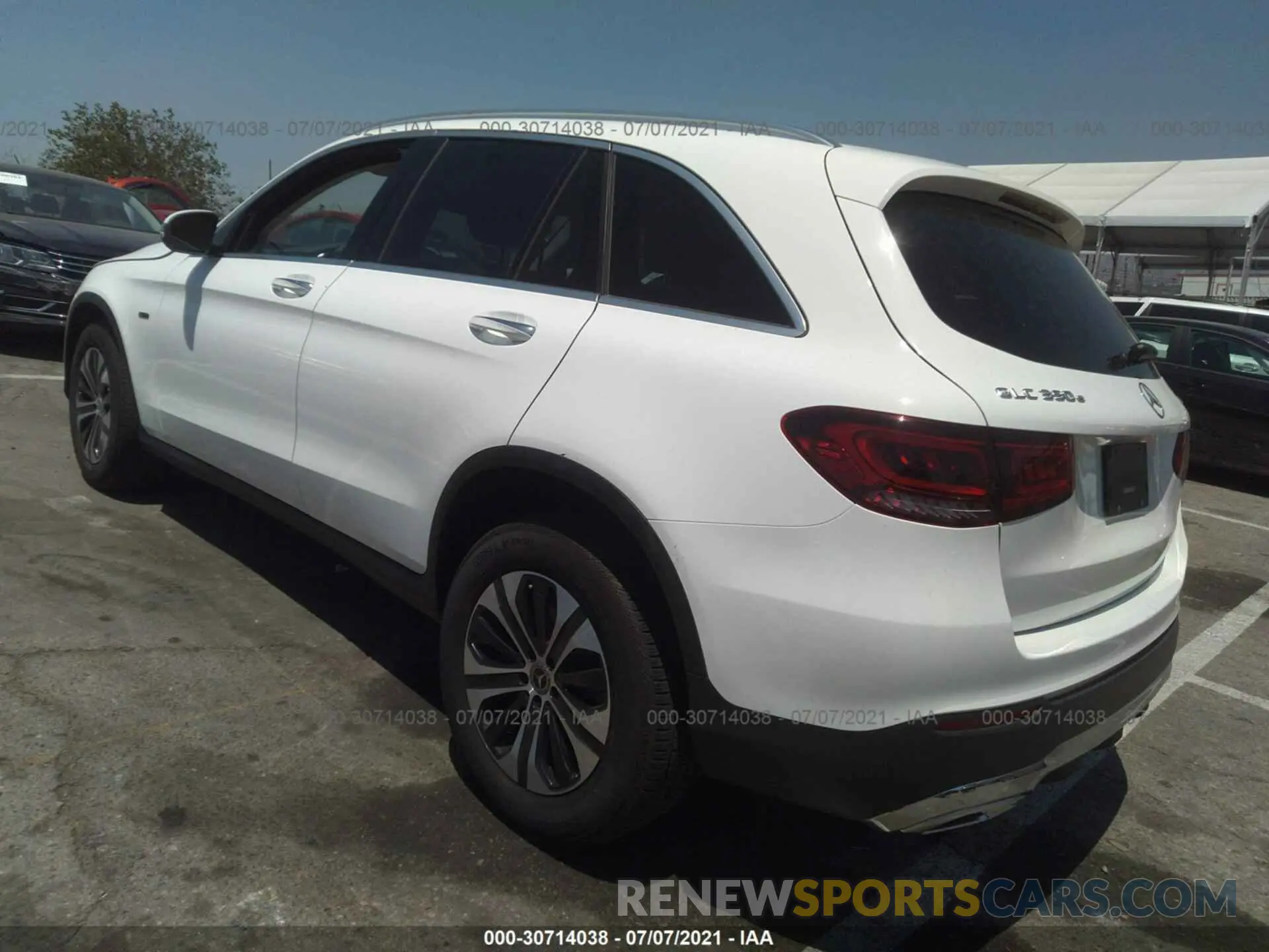 3 fotografías del automóvil dañado W1N0G5DB2LF799830 MERCEDES-BENZ GLC 2020