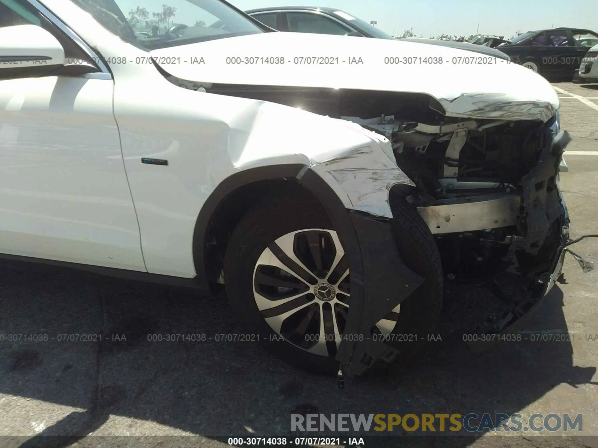 6 fotografías del automóvil dañado W1N0G5DB2LF799830 MERCEDES-BENZ GLC 2020
