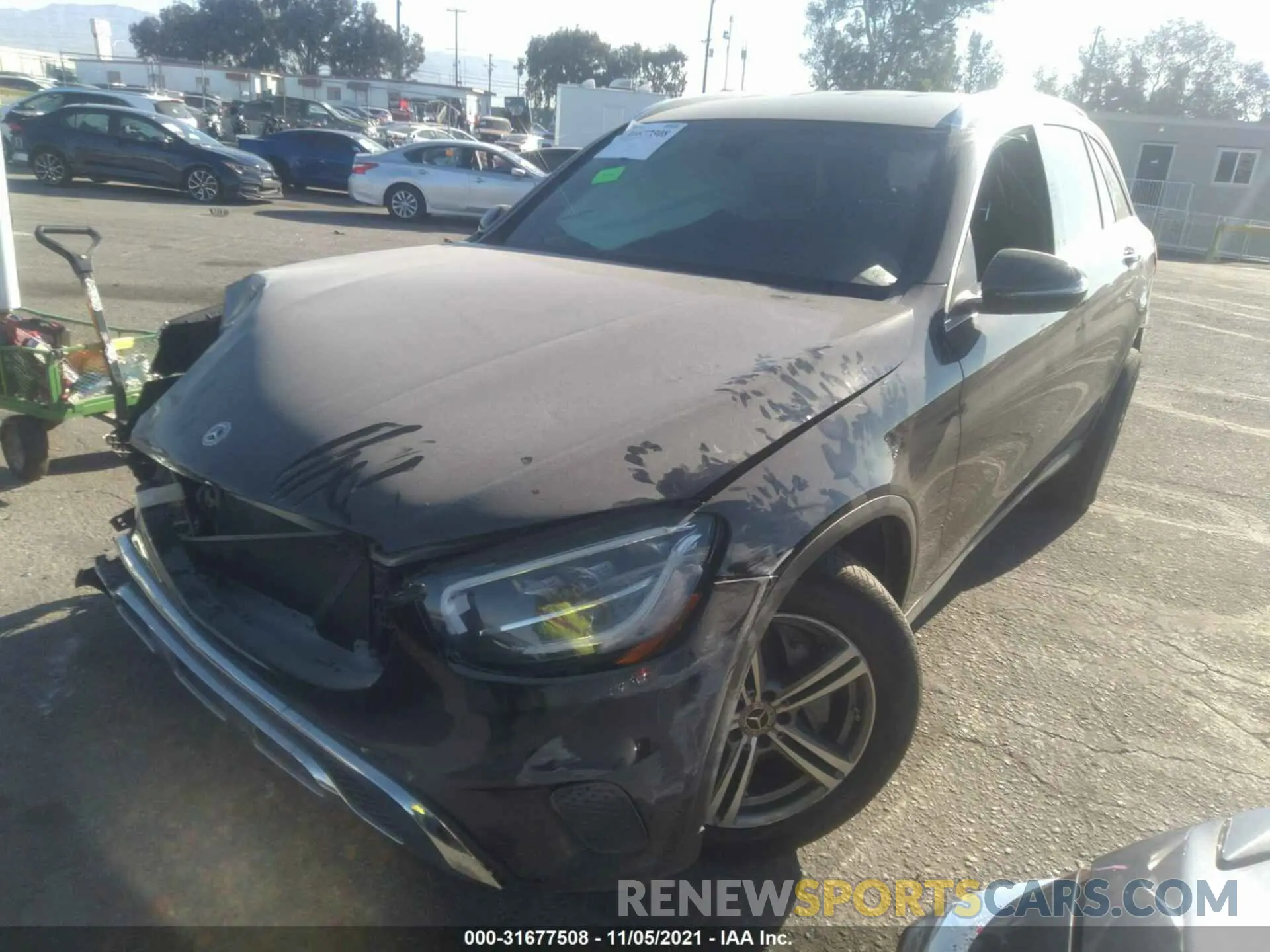 2 fotografías del automóvil dañado W1N0G8DB5LF793943 MERCEDES-BENZ GLC 2020