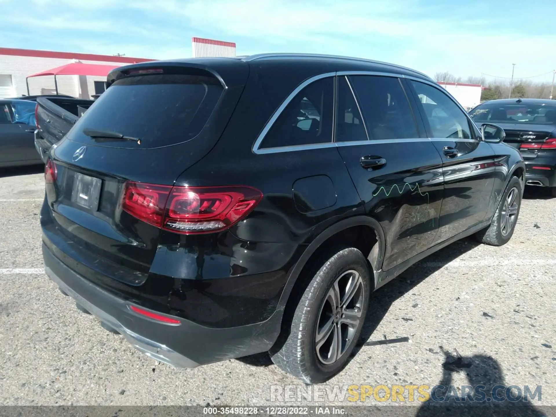 4 fotografías del automóvil dañado WDC0G8DB0LF738222 MERCEDES-BENZ GLC 2020