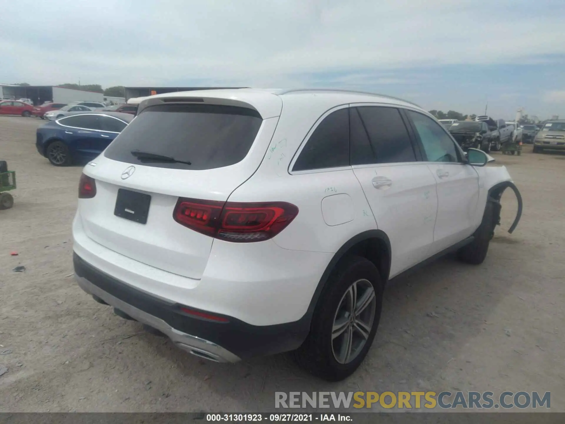 4 fotografías del automóvil dañado WDC0G8DB5LF694993 MERCEDES-BENZ GLC 2020
