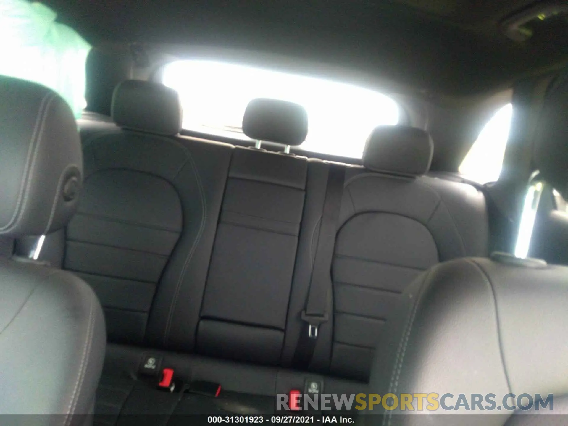 8 fotografías del automóvil dañado WDC0G8DB5LF694993 MERCEDES-BENZ GLC 2020