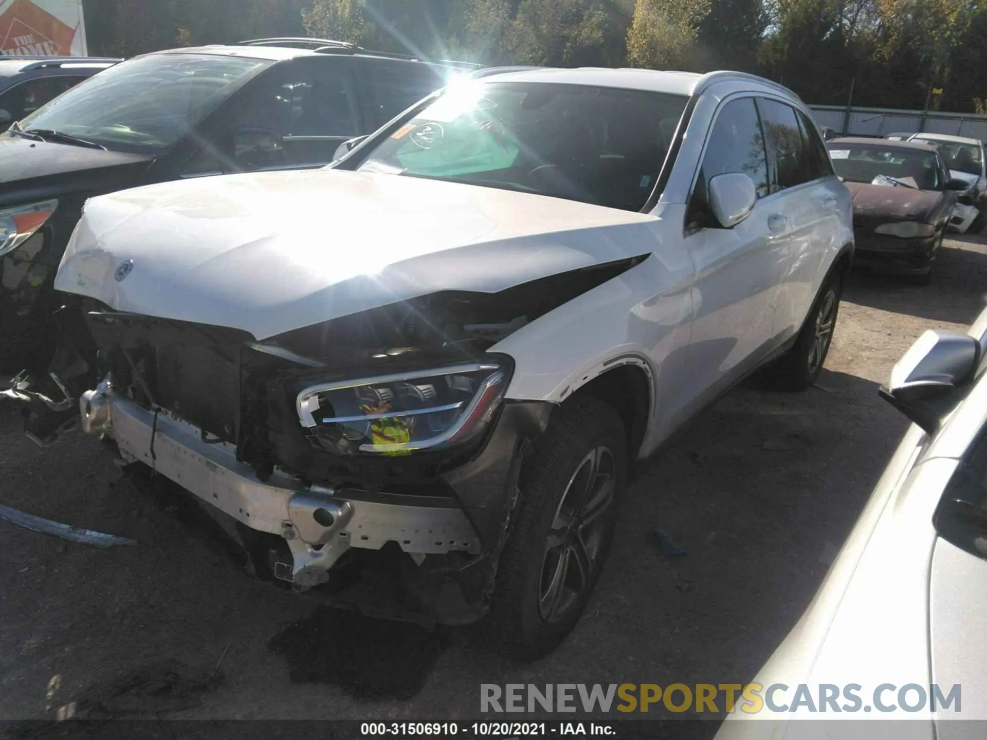2 fotografías del automóvil dañado WDC0G8DB6LF724342 MERCEDES-BENZ GLC 2020