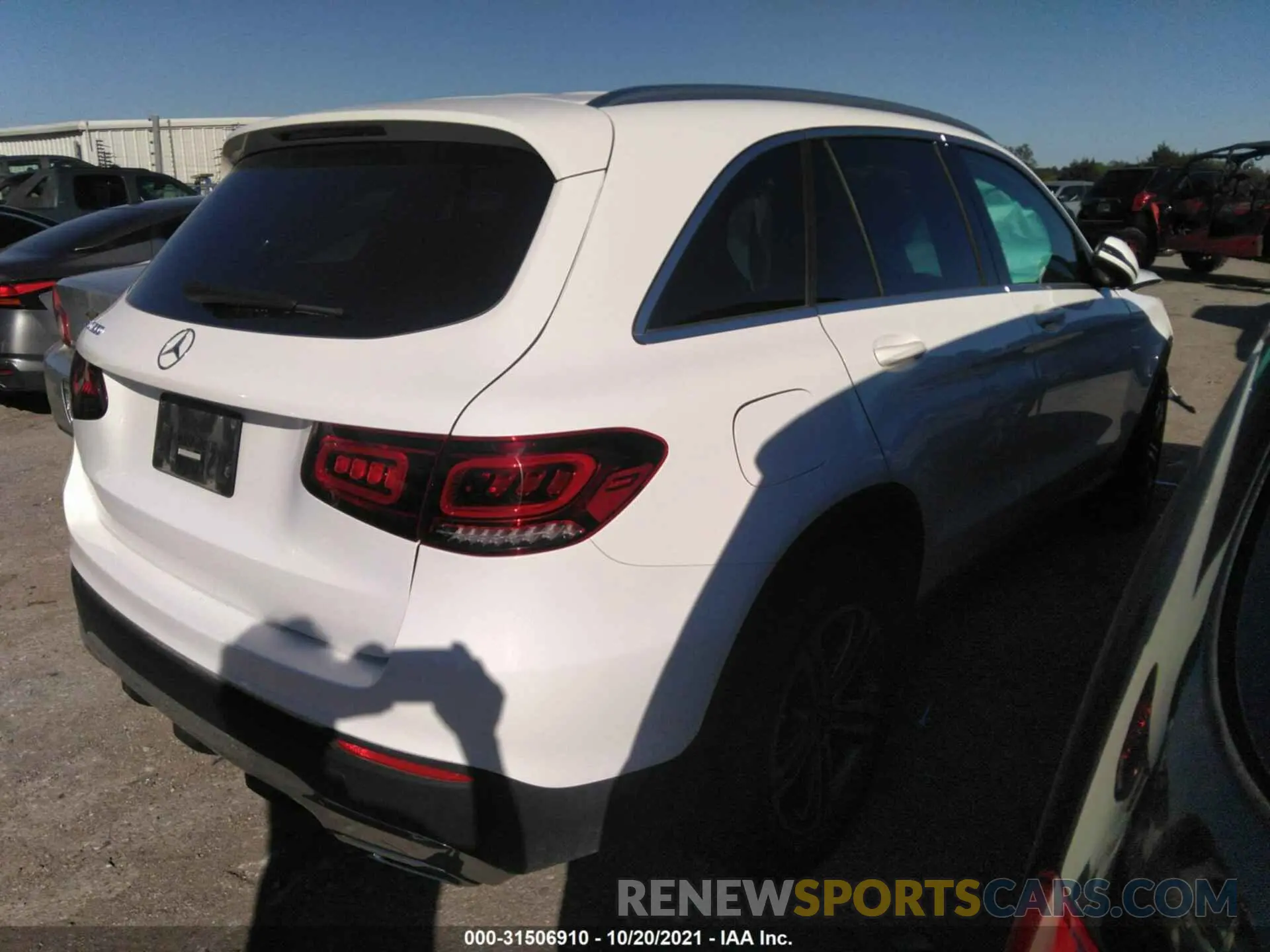 4 fotografías del automóvil dañado WDC0G8DB6LF724342 MERCEDES-BENZ GLC 2020
